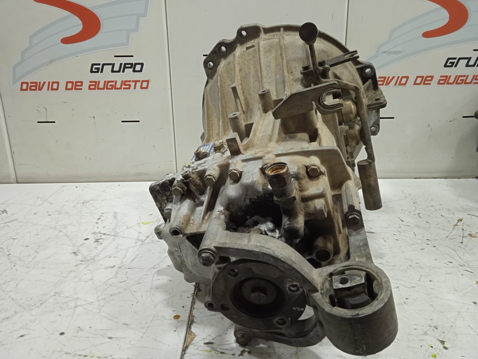 Caja cambios renault mascott (2004) fg 120. 355565 cabina indivi