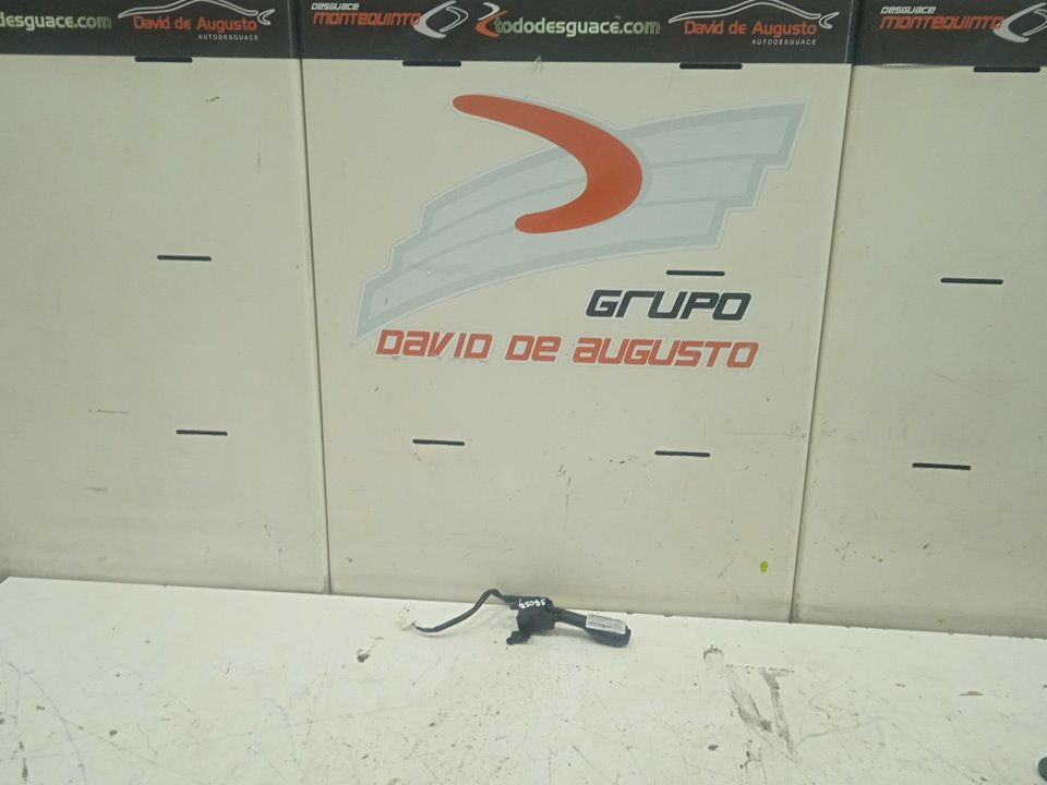 No identificado toyota prius (zvw30) 