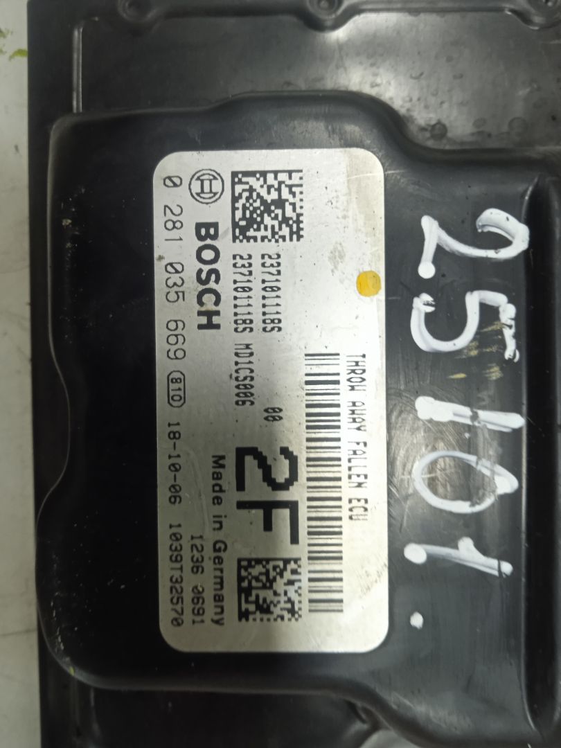 Centralita motor uce dacia lodgy comfort