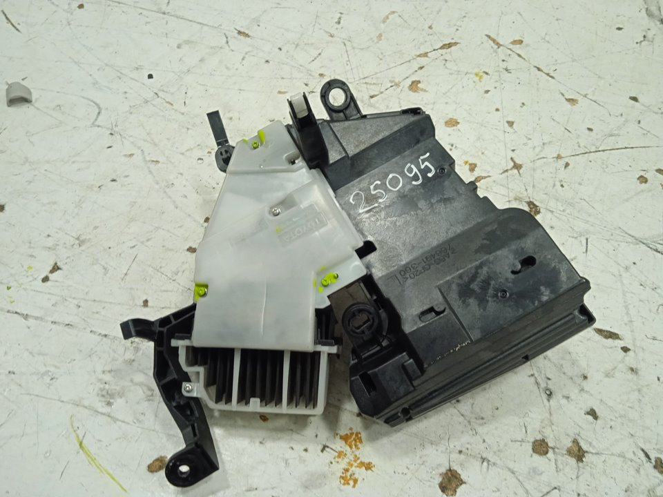 No identificado toyota prius (zvw30) 