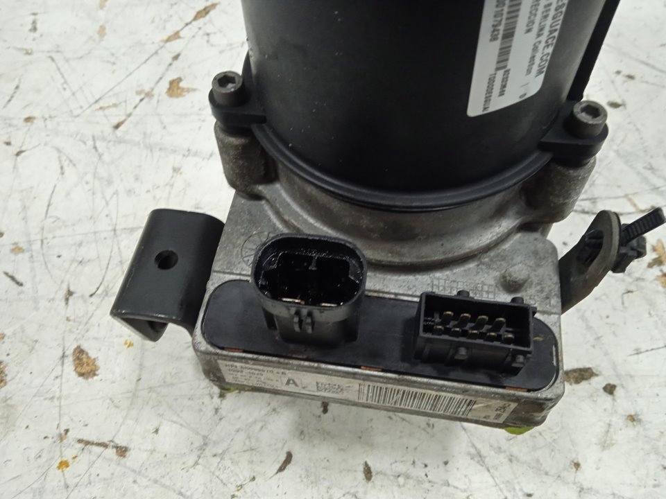Bomba direccion citroen c4 berlina collection