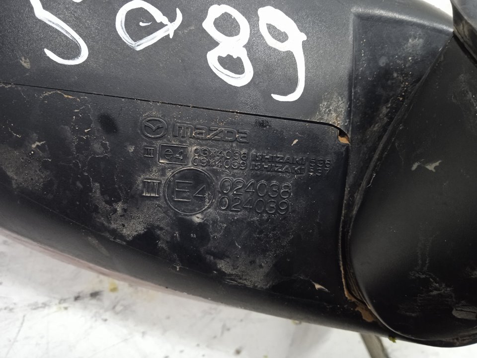 Retrovisor izquierdo   no identificado