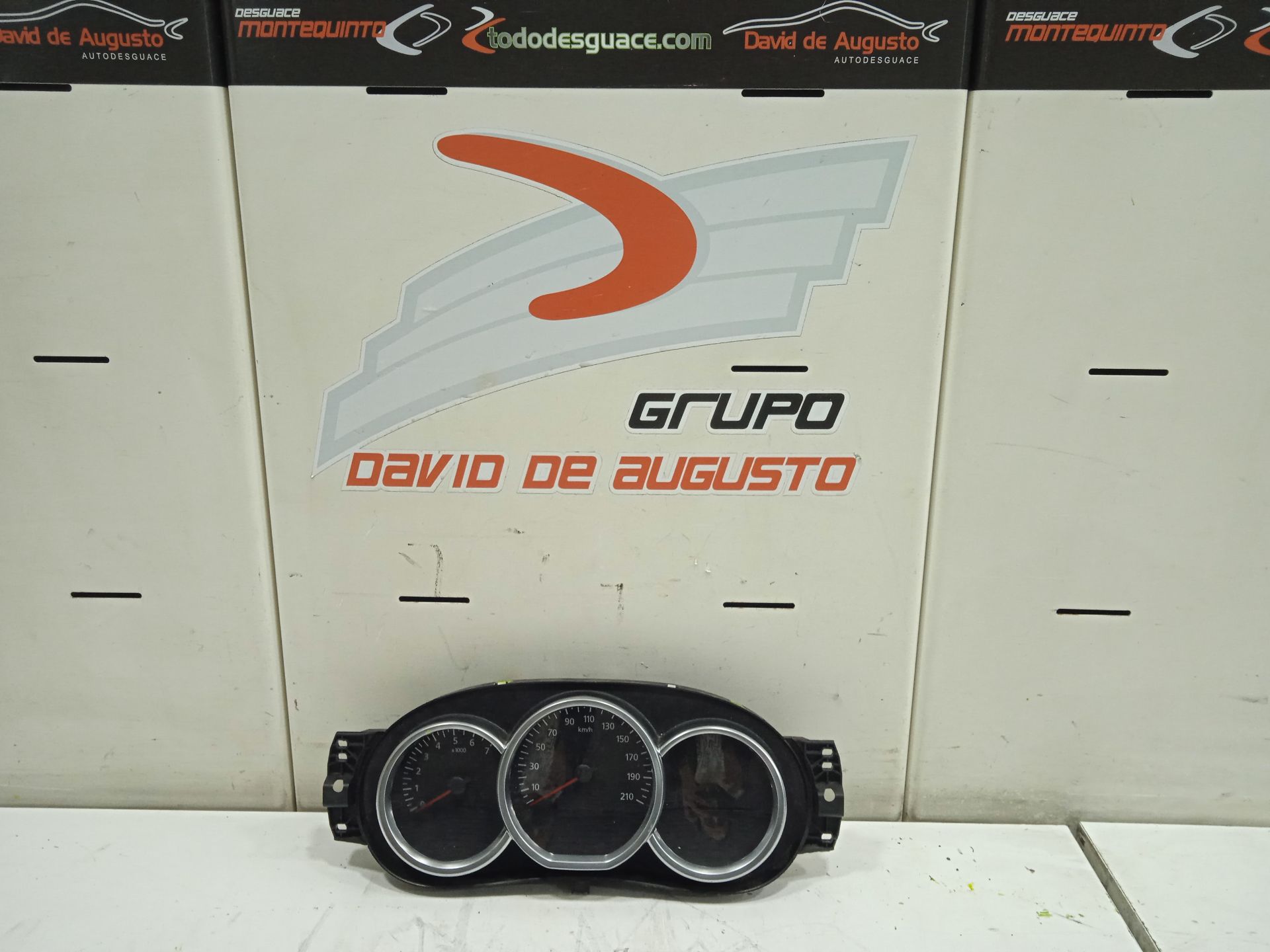 Cuadro instrumentos dacia lodgy comfort