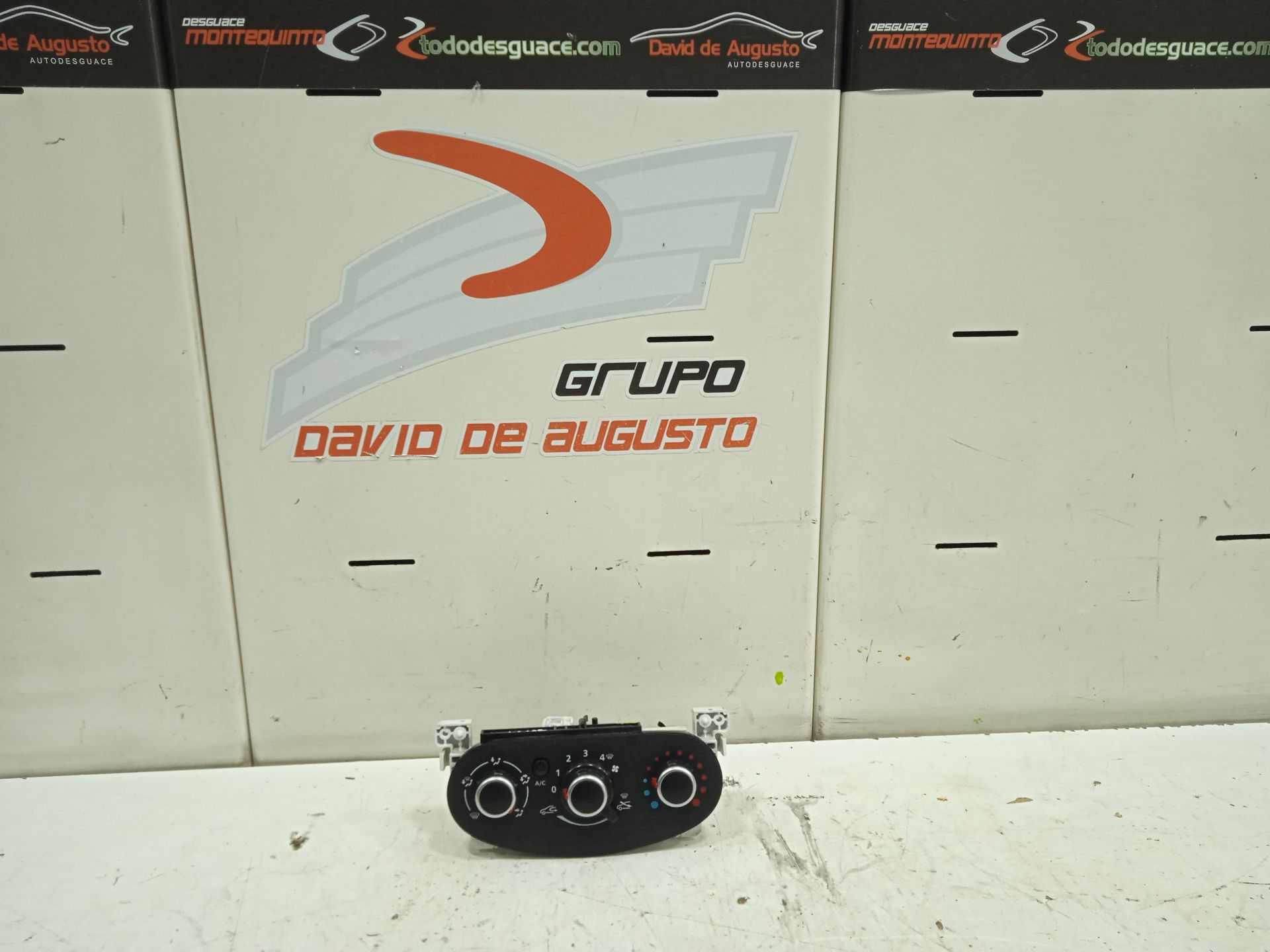 Mando calefaccion / aire acondicionado dacia lodgy comfort