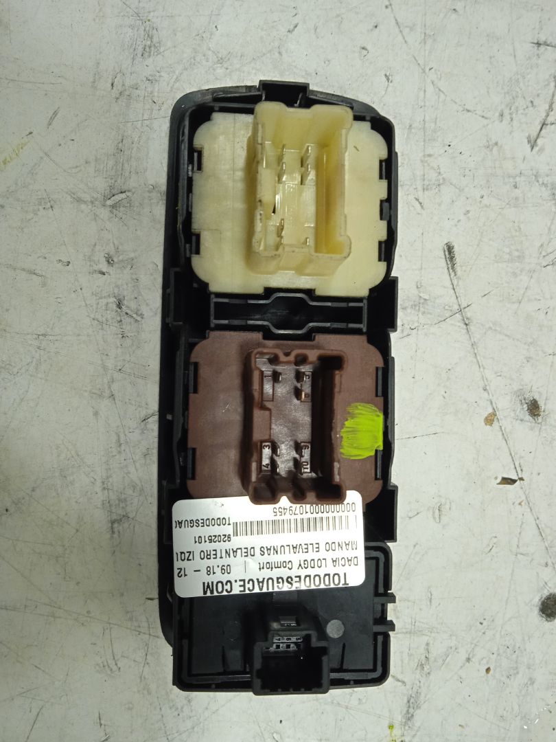 Mando elevalunas delantero izquierdo dacia lodgy comfort