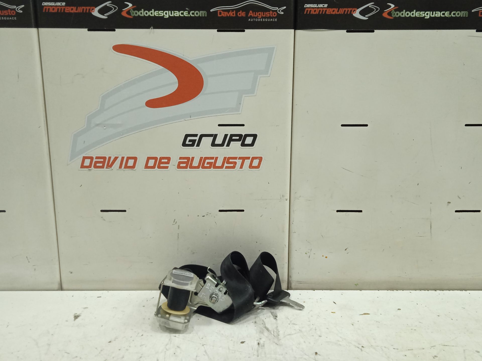 Cinturon seguridad trasero izquierdo toyota prius (zvw30) 