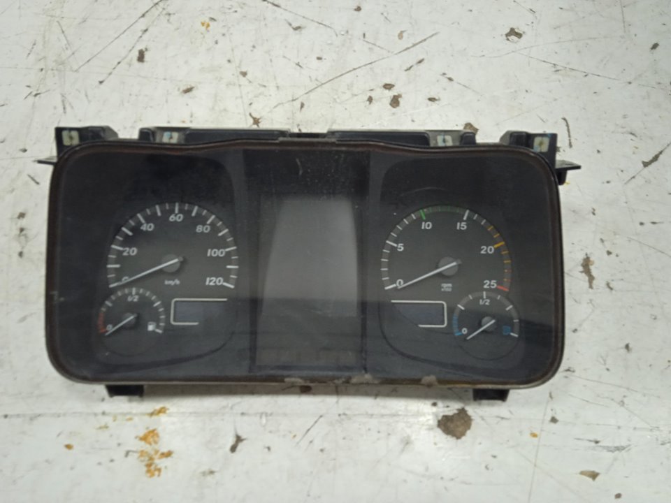 Cuadro instrumentos mercedes-benz actros 23 6-cil. 2-ejes bm 93024 (2003) 
