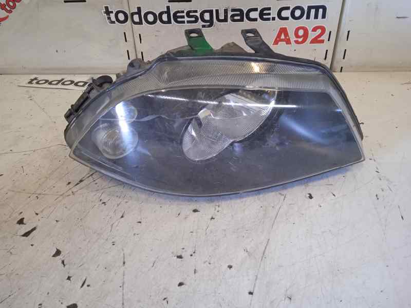 Faro derecho seat ibiza (6l1) cool