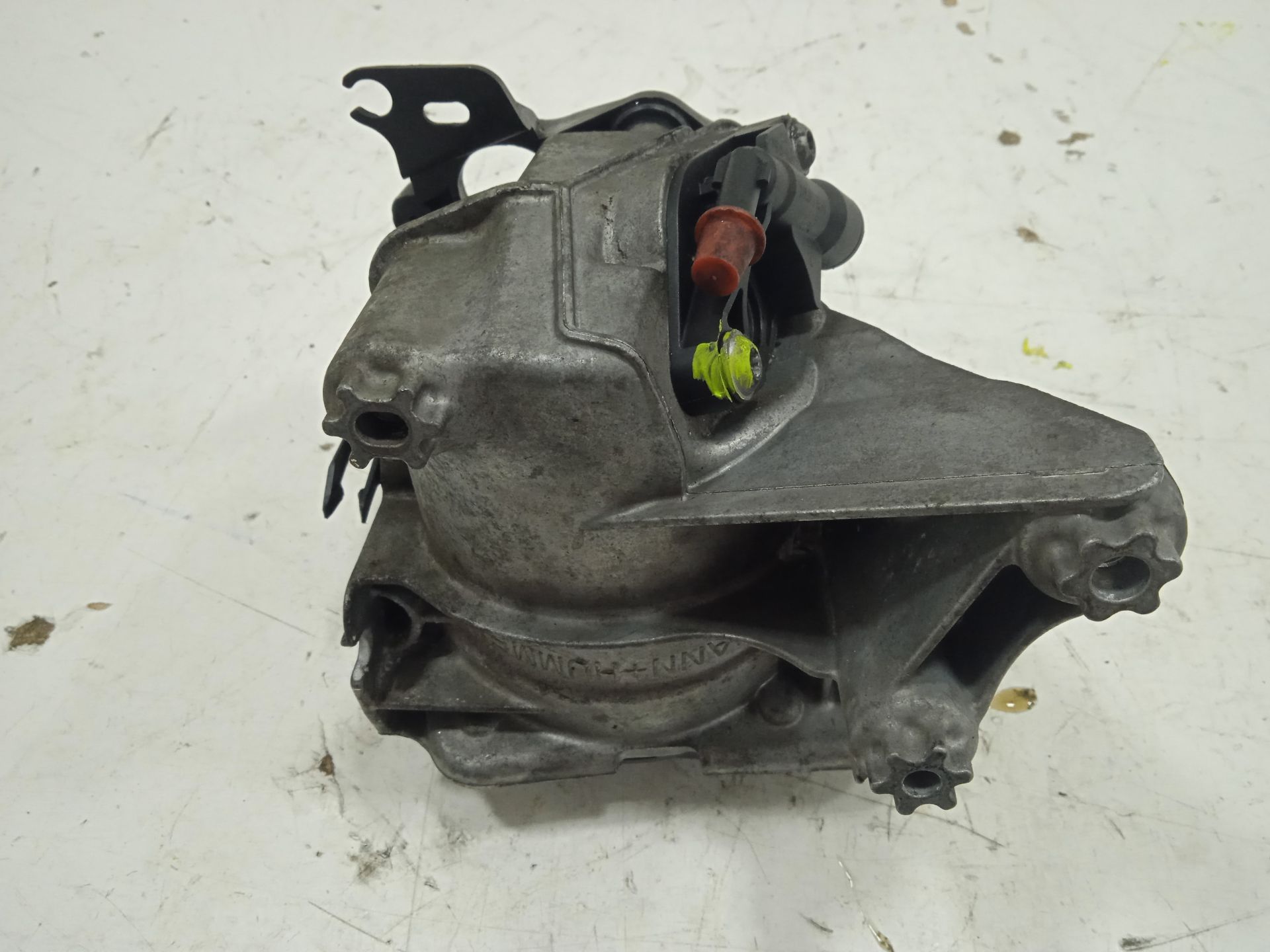 Soporte filtro gasoil peugeot 5008 premium