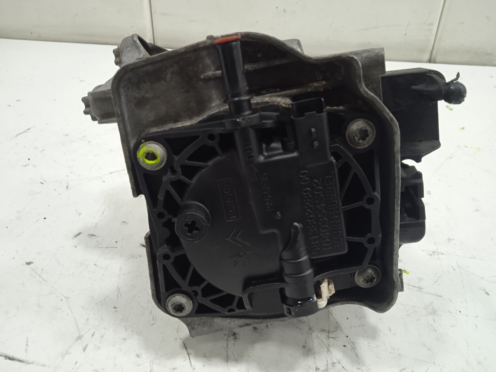Soporte filtro gasoil peugeot 5008 premium