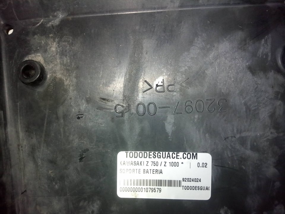 Soporte bateria kawasaki z 750  z 1000 