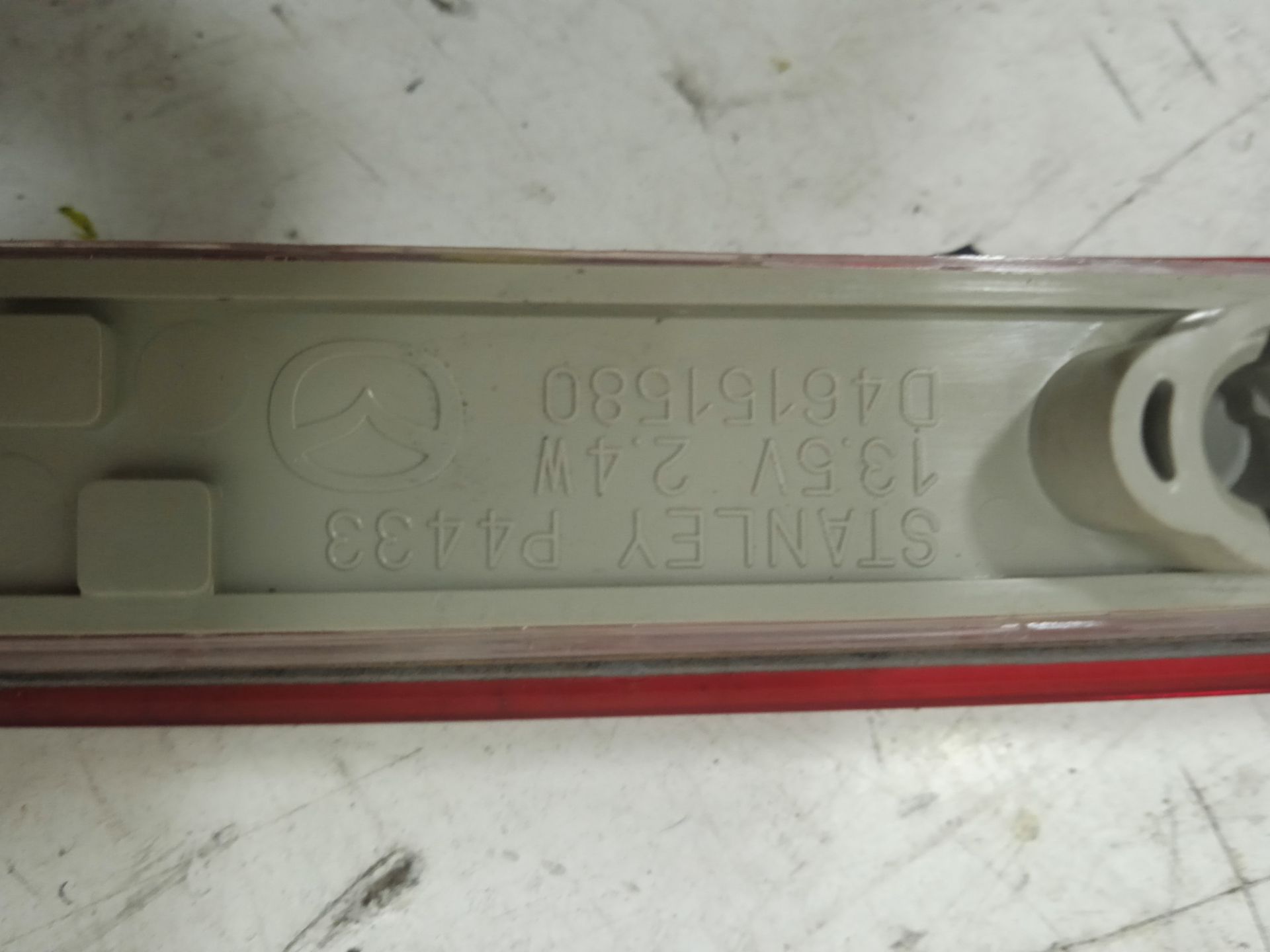 Luz central de freno mazda 2 berlina (de) 1.3 active + (5ptas.) (63kw)