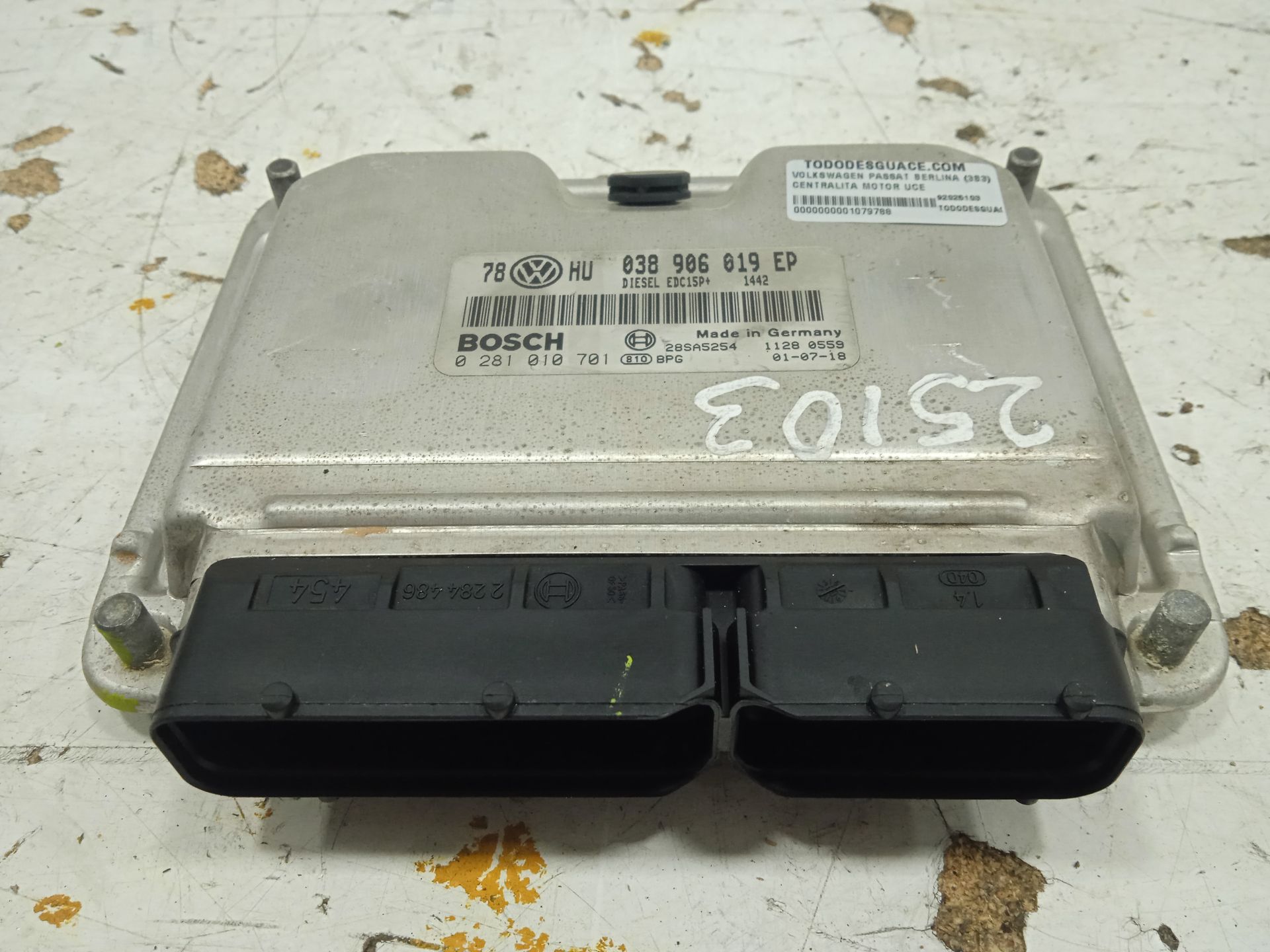 Centralita motor uce volkswagen passat berlina (3b3) edition