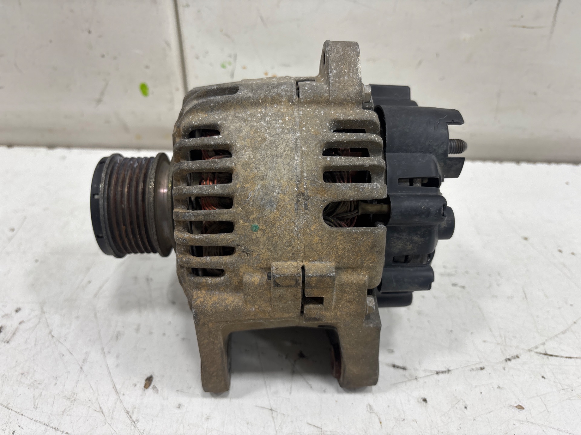 Alternador   no identificado