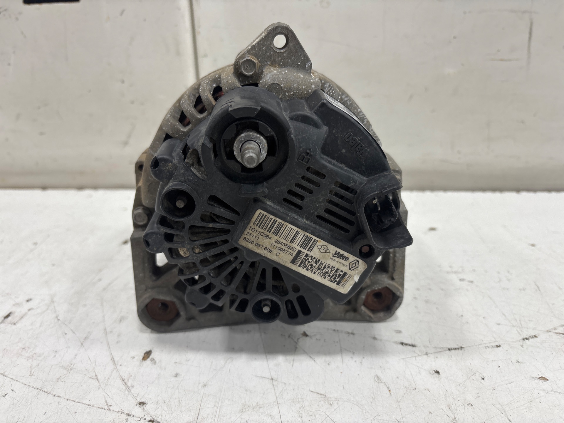 Alternador   no identificado