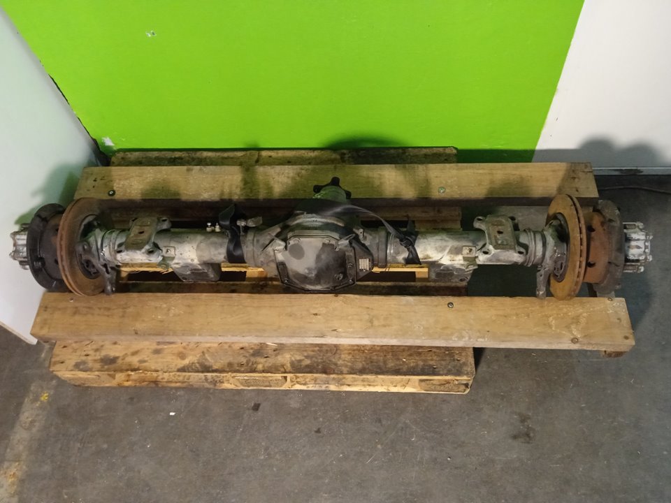 Puente trasero lt  46  caja cerrada