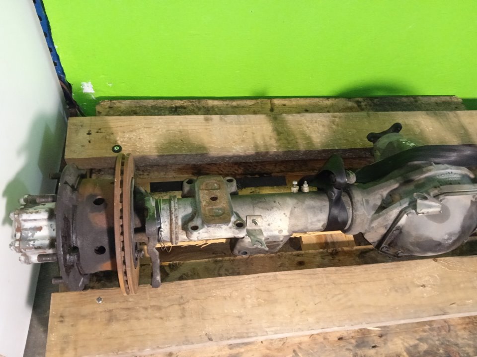 Puente trasero lt  46  caja cerrada