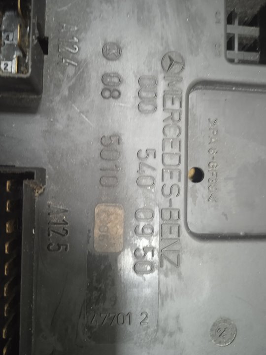 Caja reles / fusibles lt  46  caja cerrada