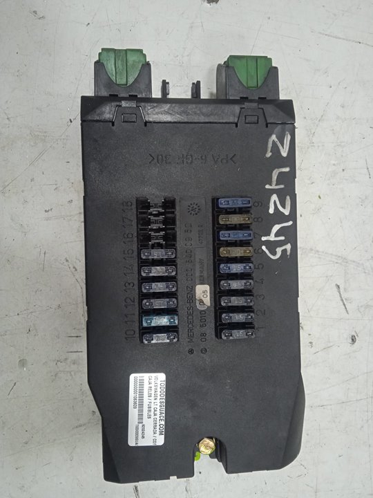 Caja reles / fusibles lt  46  caja cerrada