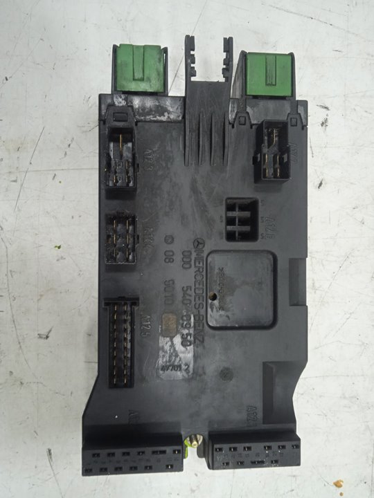 Caja reles / fusibles lt  46  caja cerrada