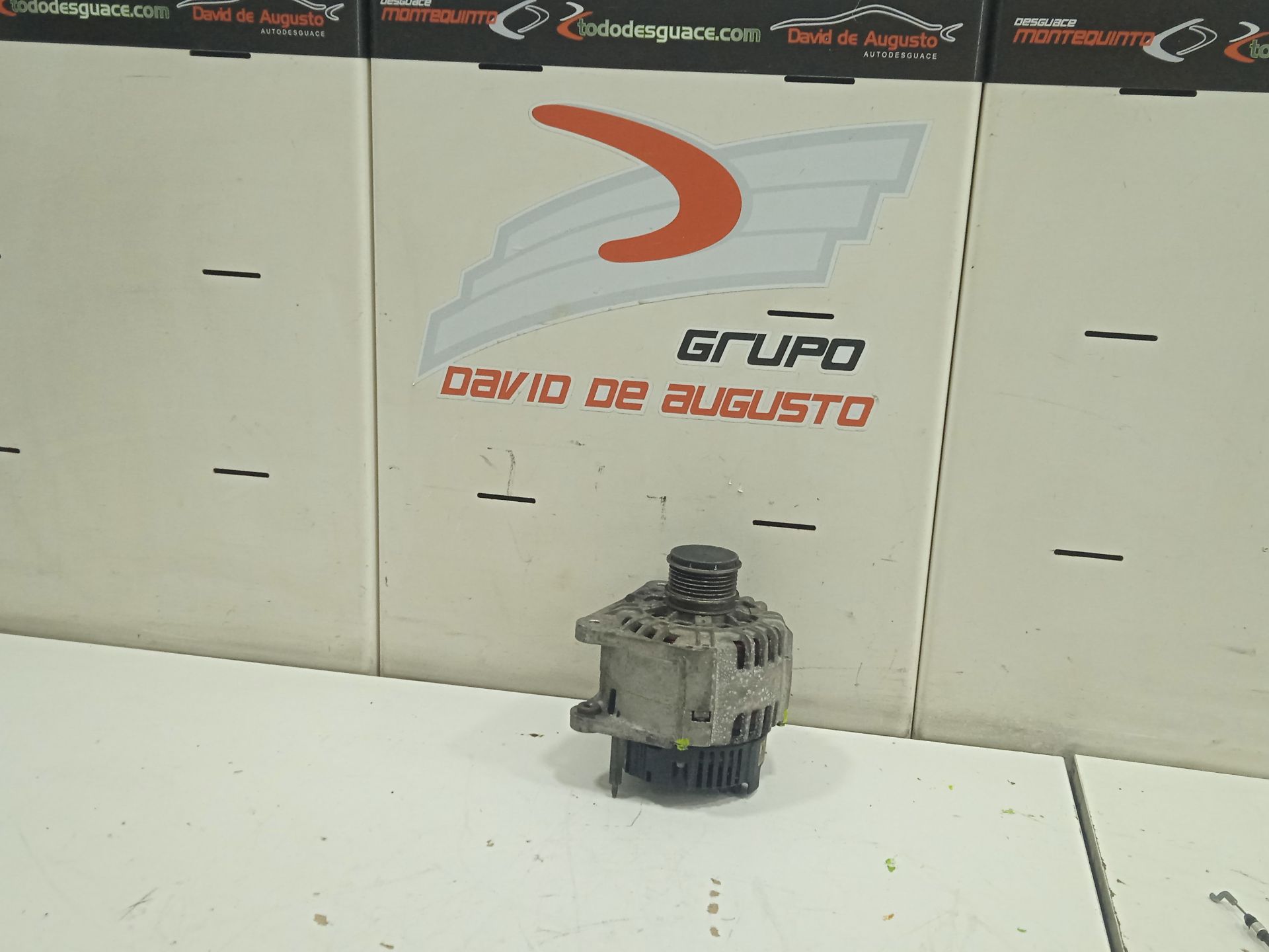 Alternador lt  46  caja cerrada