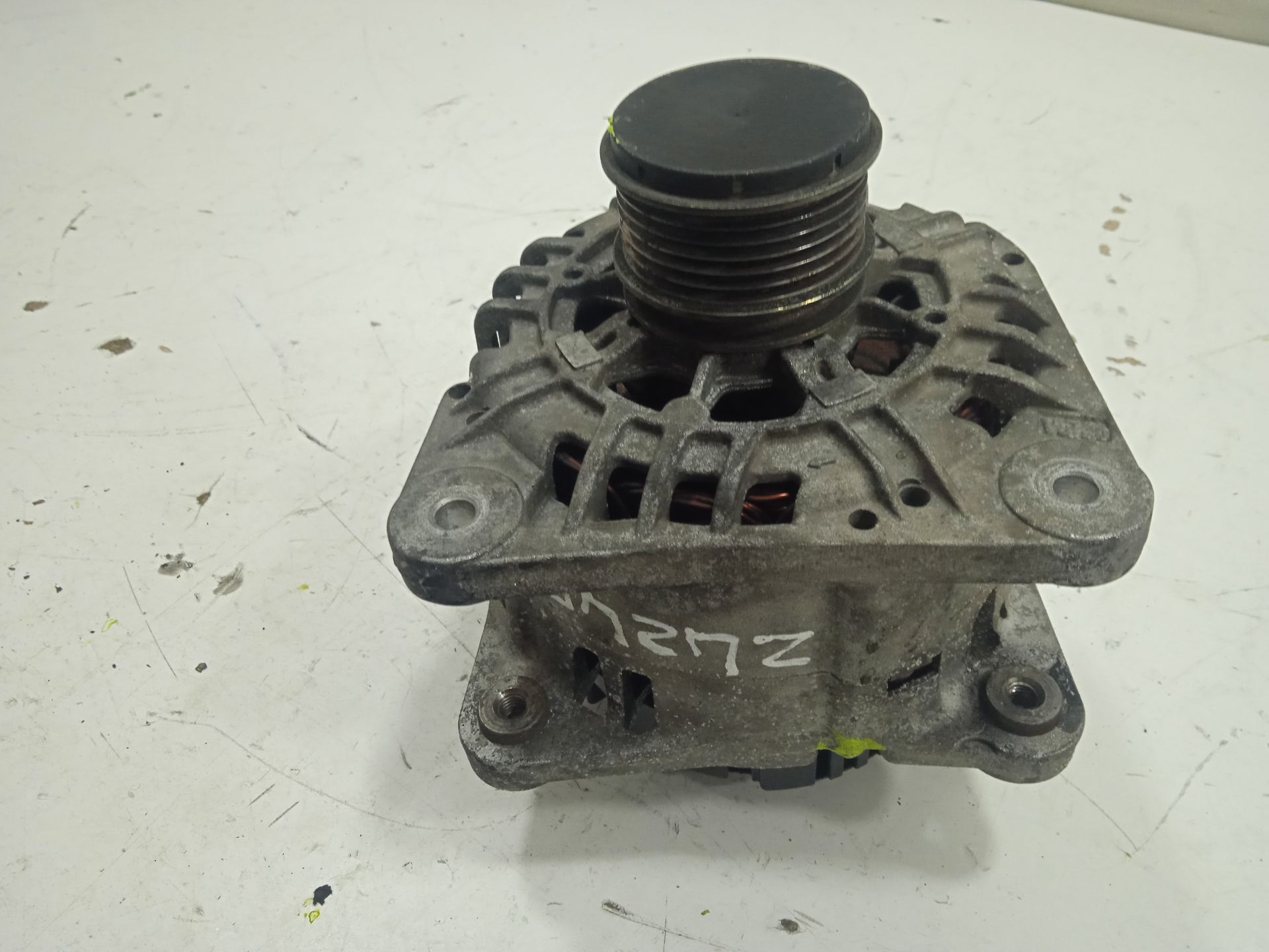 Alternador lt  46  caja cerrada