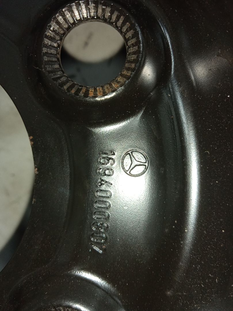 Rueda de repuesto mercedes-benz clase a (bm 169) 