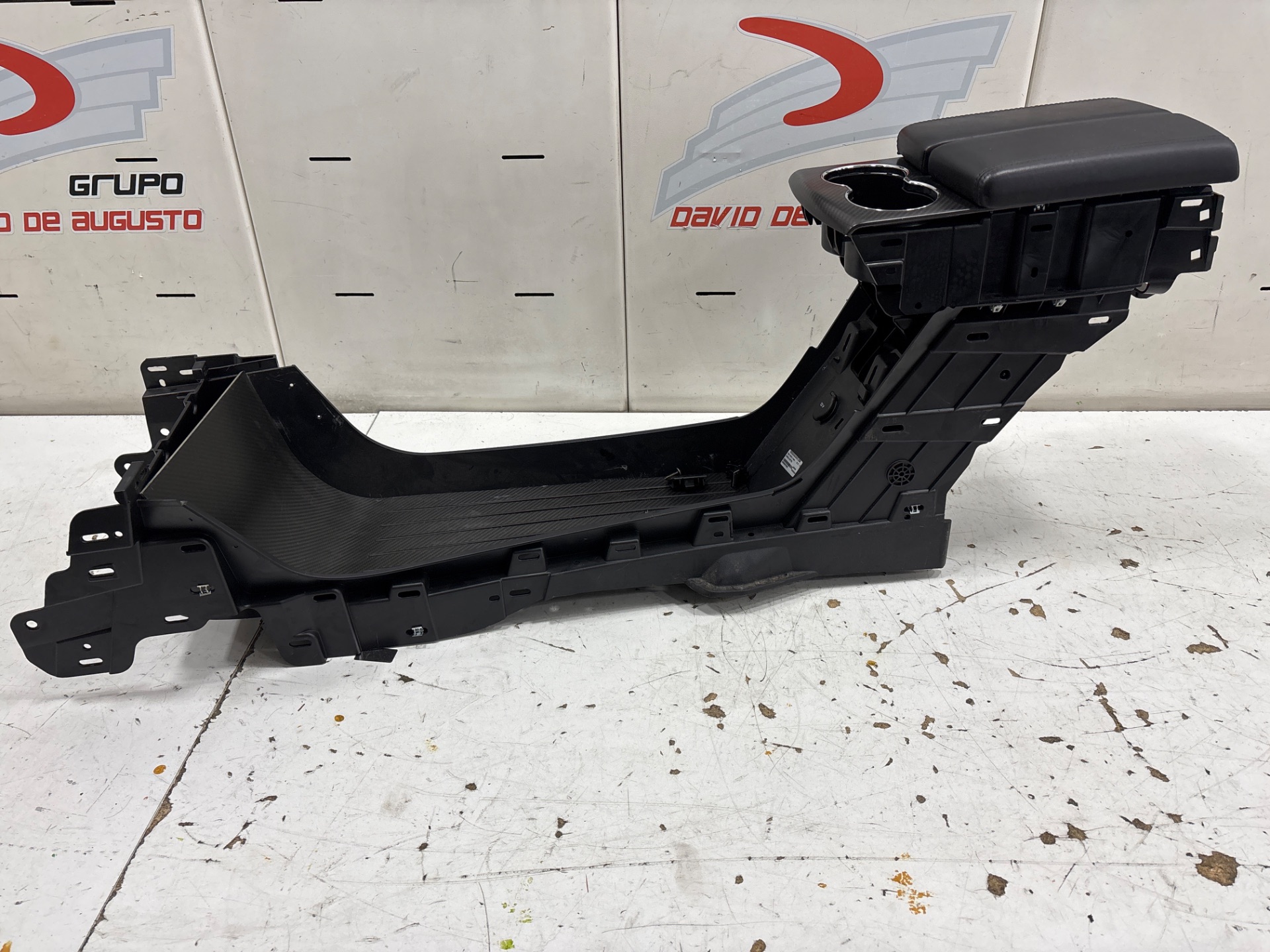 Consola central tesla model s basis