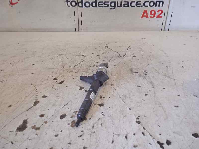 Inyector nissan almera (n16e) acenta