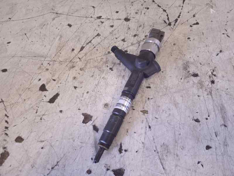 Inyector nissan almera (n16e) acenta