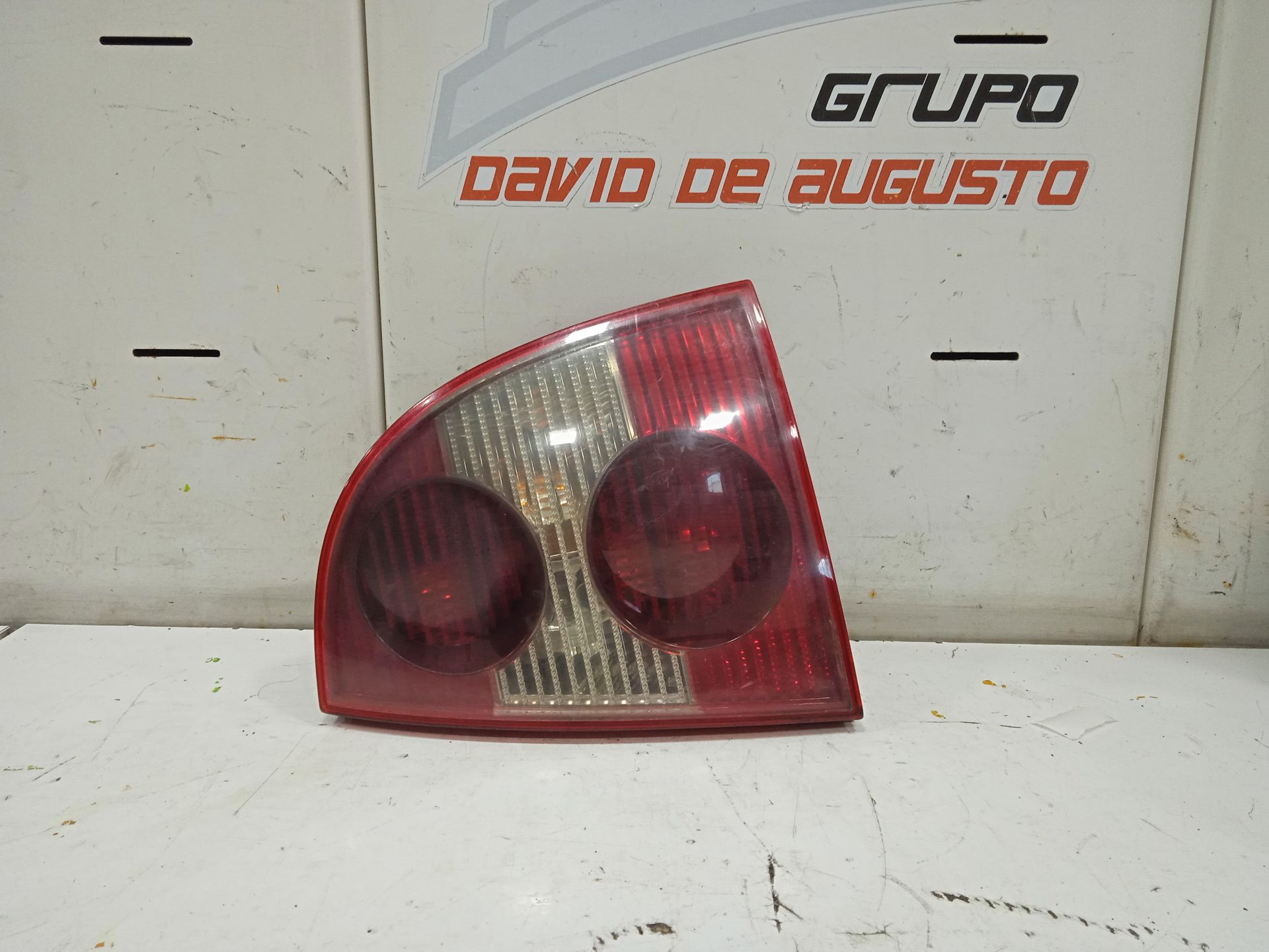Piloto trasero derecho volkswagen passat berlina (3b3) edition