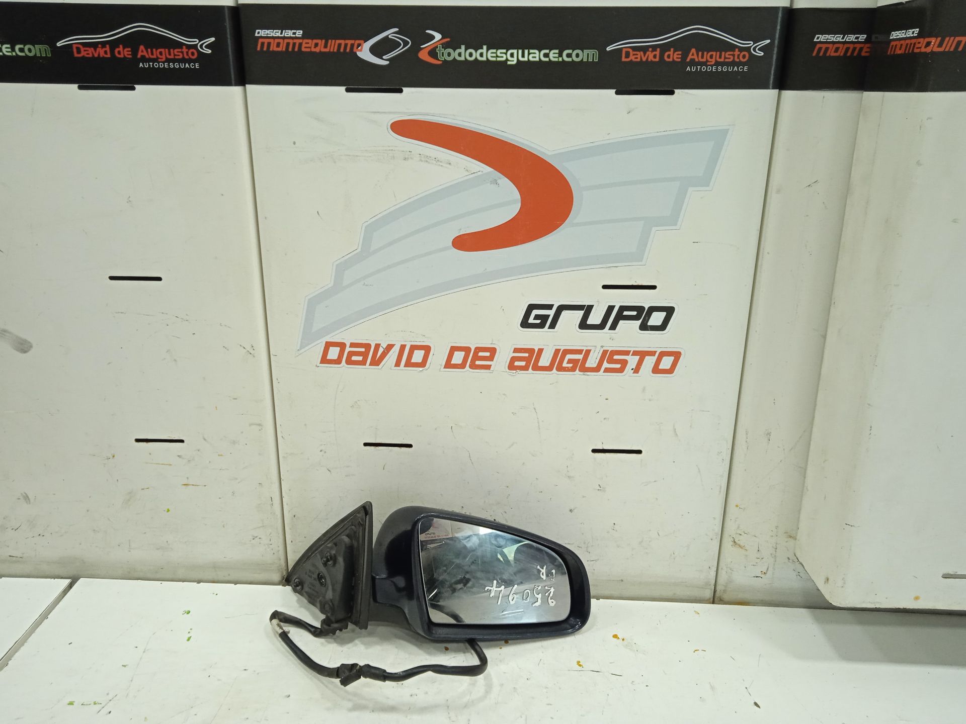 Retrovisor derecho audi a6 avant (4f5) 2.0 tdi