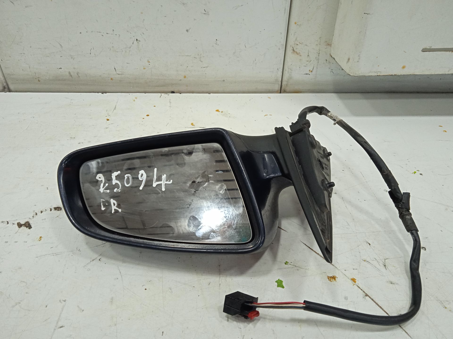 Retrovisor derecho audi a6 avant (4f5) 2.0 tdi