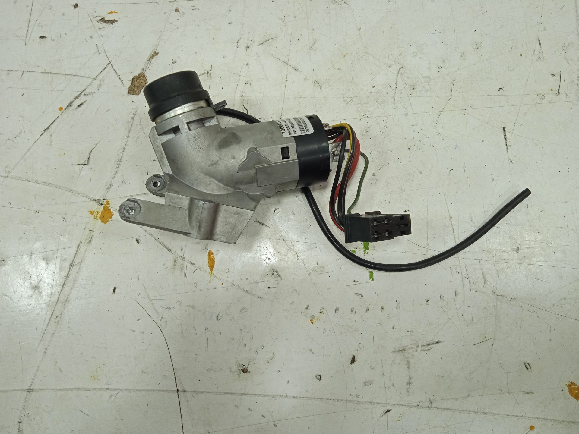 Antirrobo / llave contacto 108 cdi     (638.094)
