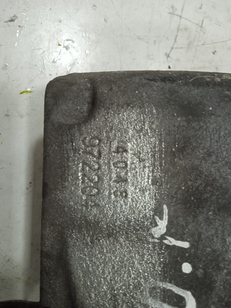 Pinza de freno delantera derecha caja cerrada 35c... batalla 30