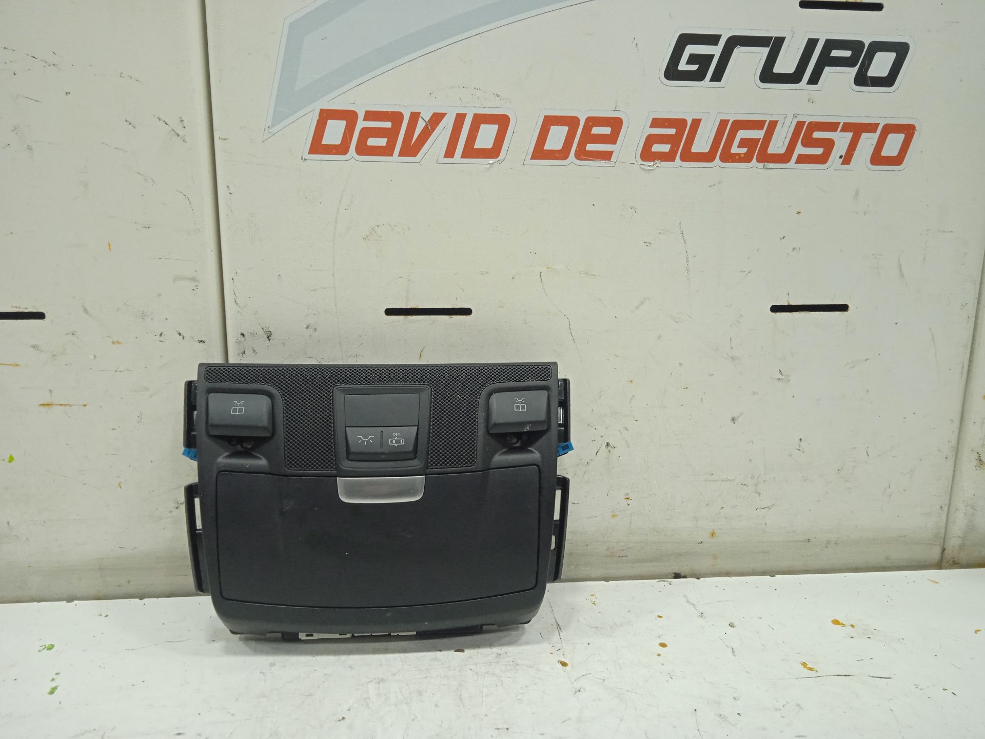 Luz interior   no identificado