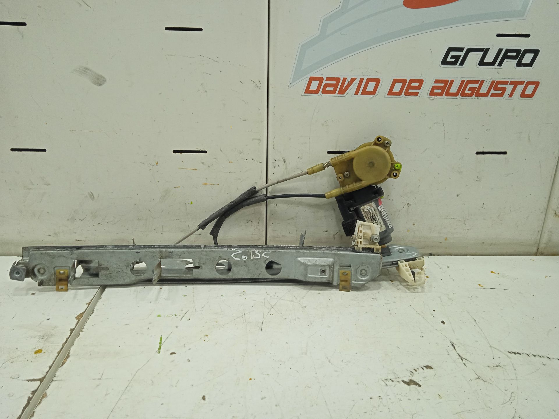 Elevalunas delantero izquierdo   no identificado