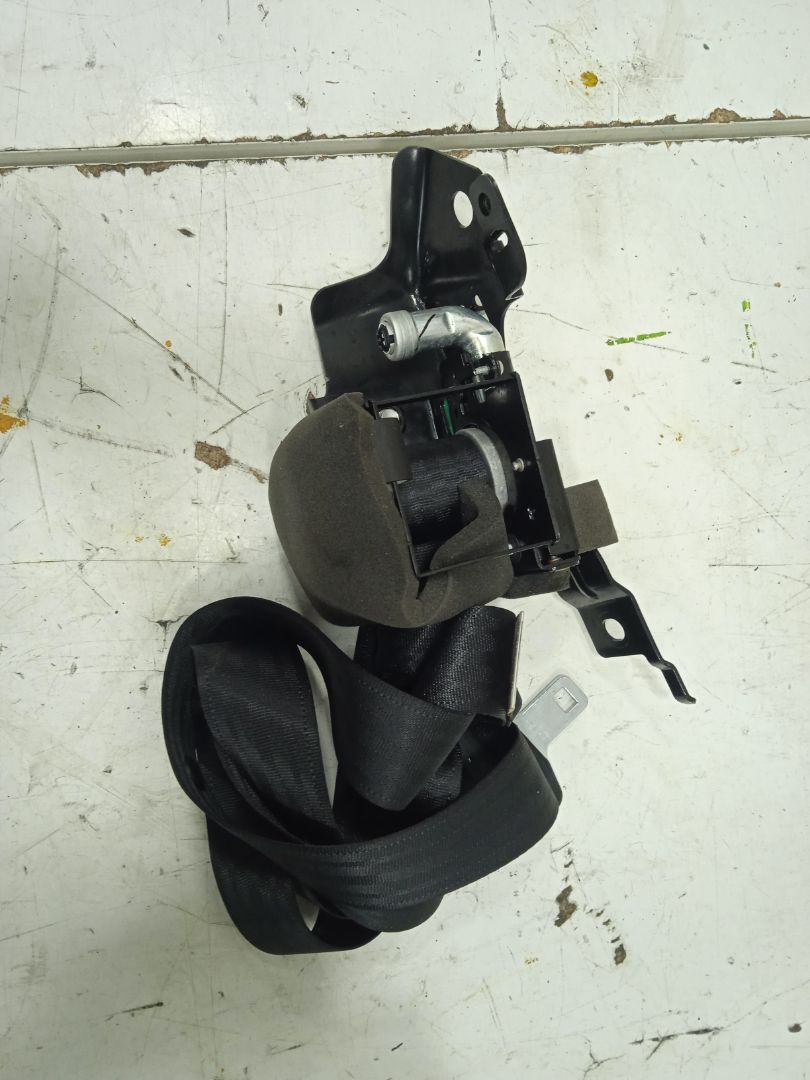Cinturon seguridad trasero derecho mazda cx-3 (dk) evolution