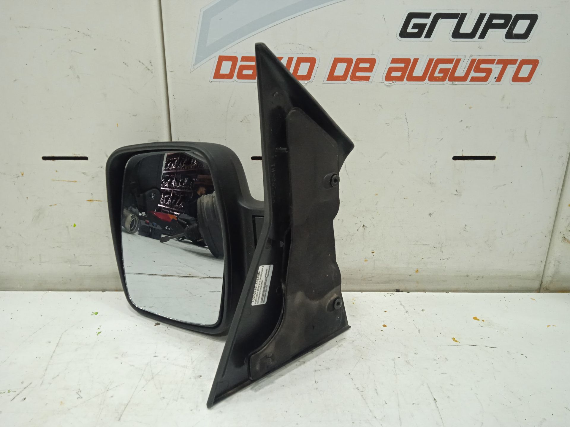 Retrovisor izquierdo 108 cdi     (638.094)