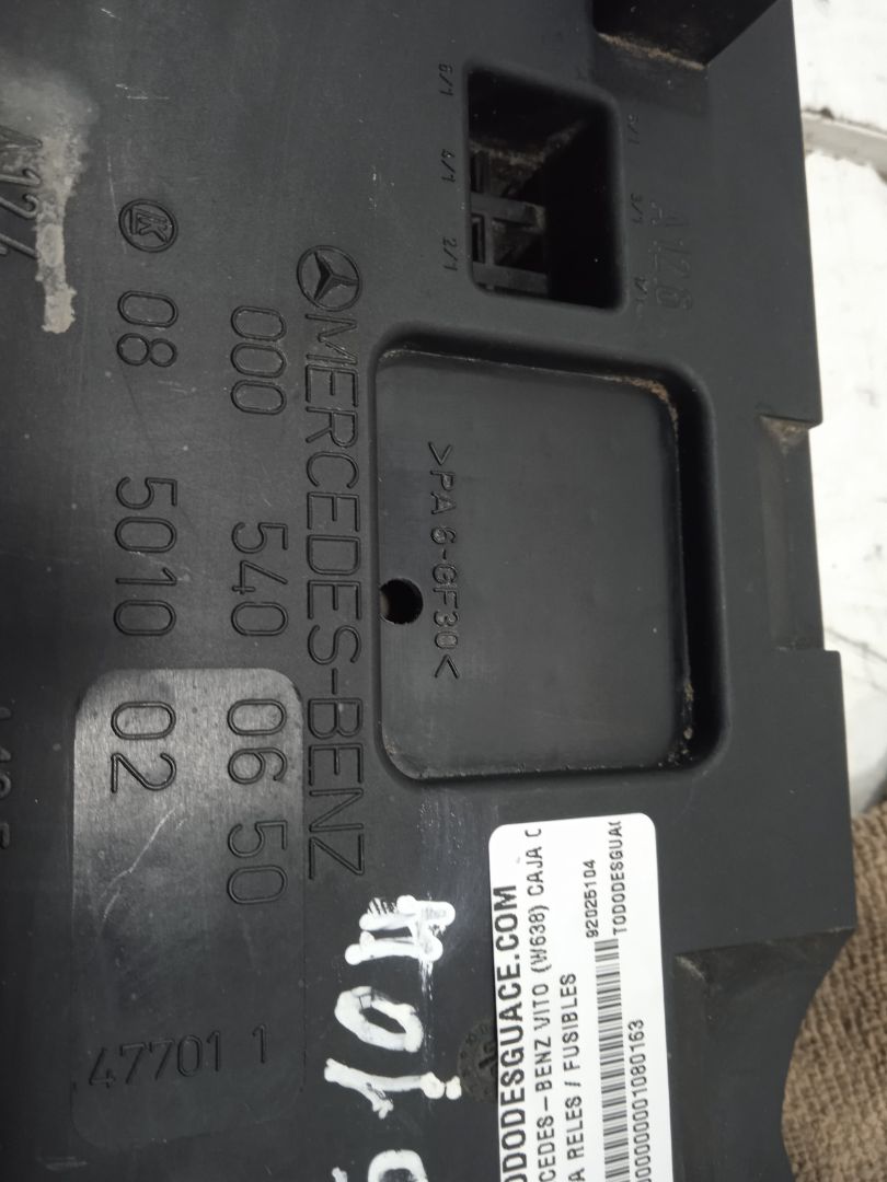 Caja reles / fusibles 108 cdi     (638.094)