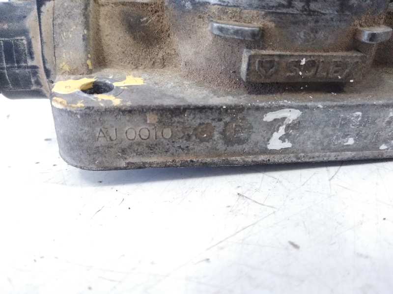 Caja mariposa peugeot 306 break 