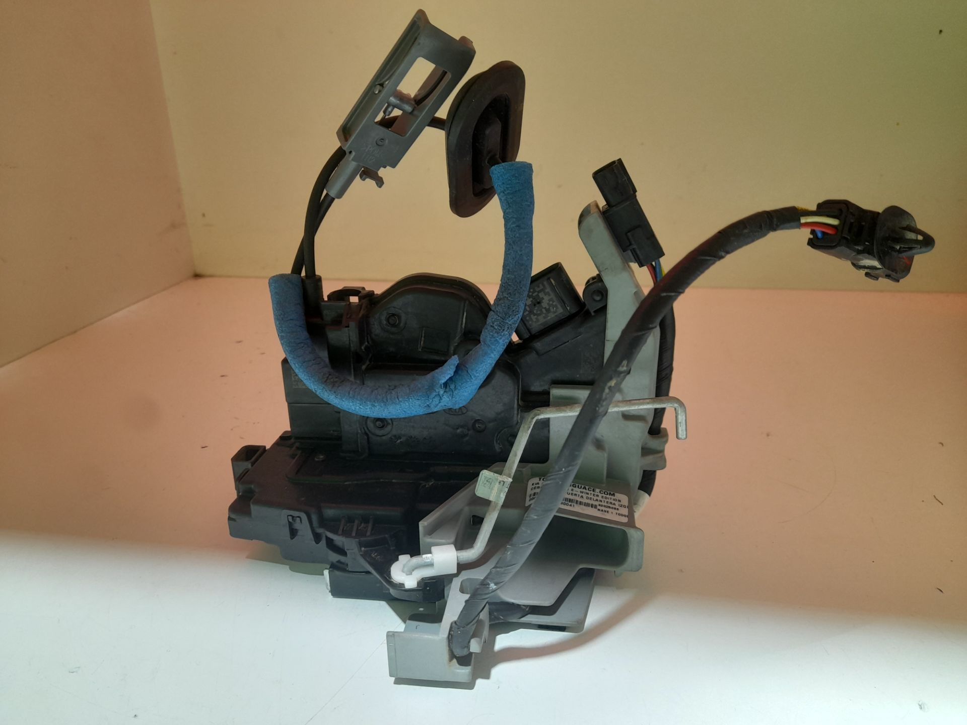 Cerradura puerta delantera izquierda kia niro (sg2) ewinter edition