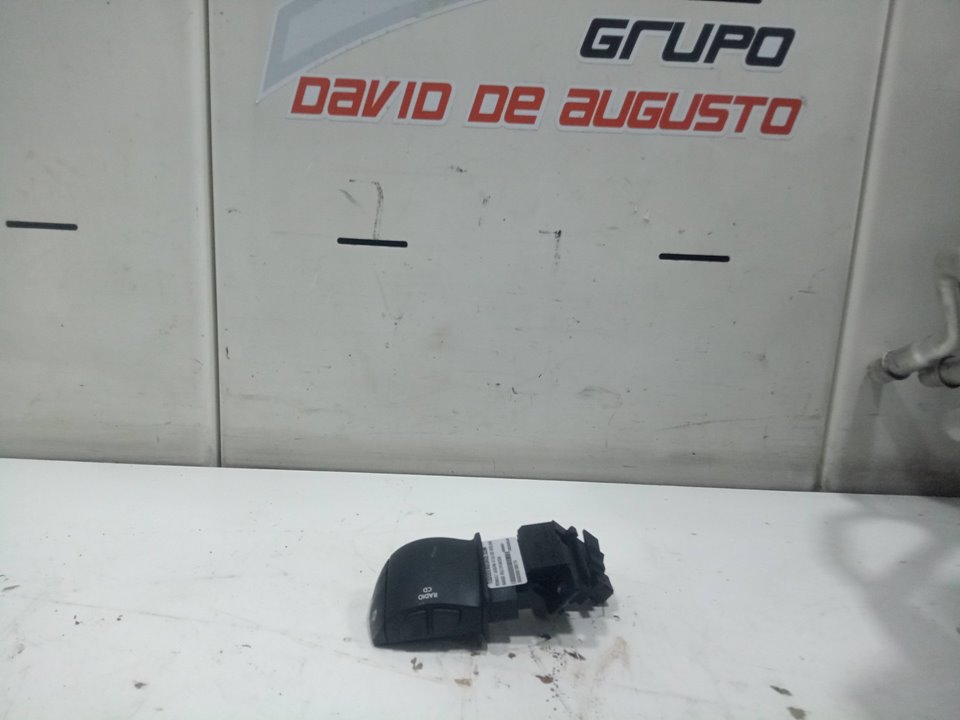 Mando multifuncion renault  no identificado