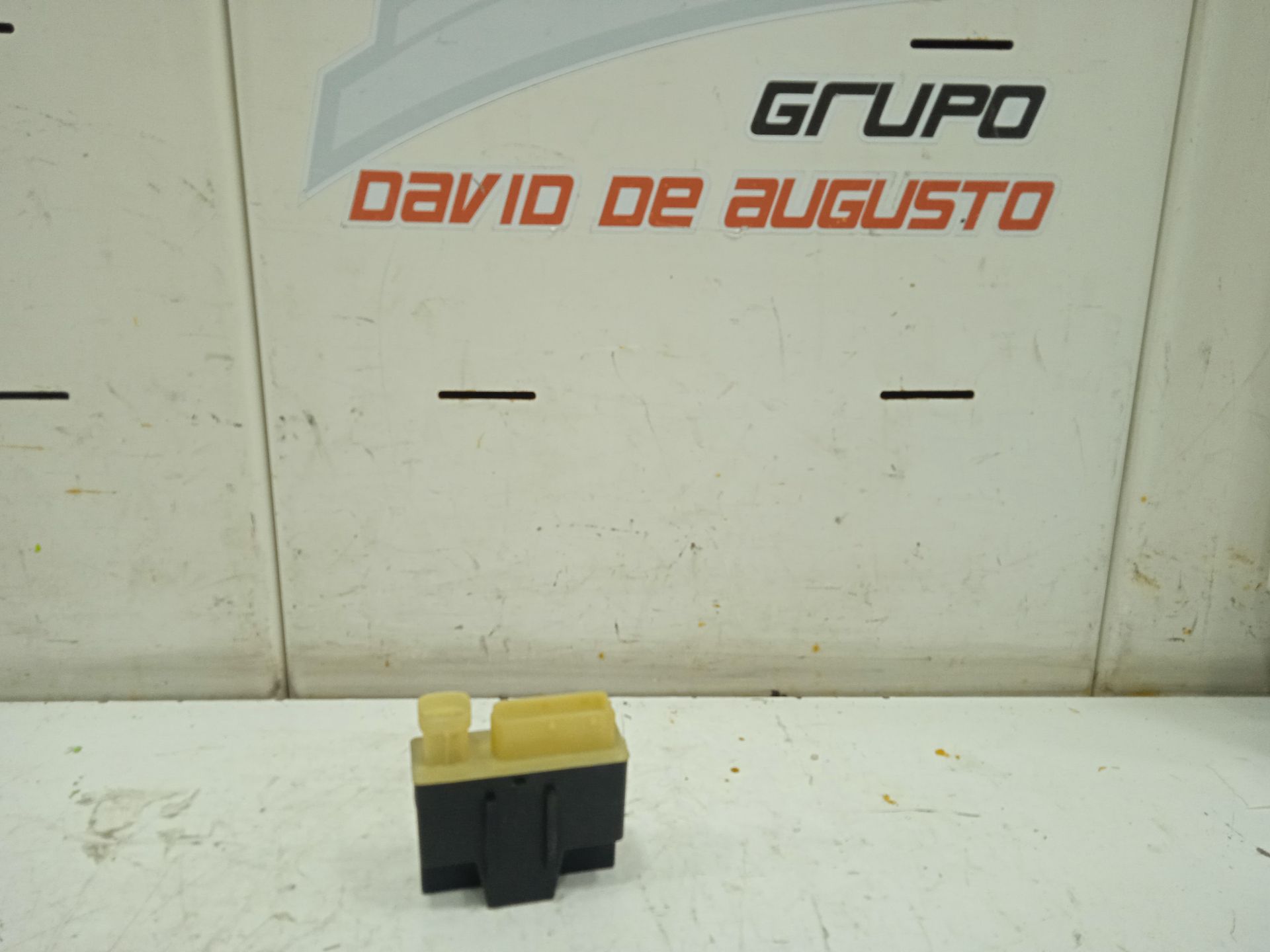 Caja precalentamiento   no identificado