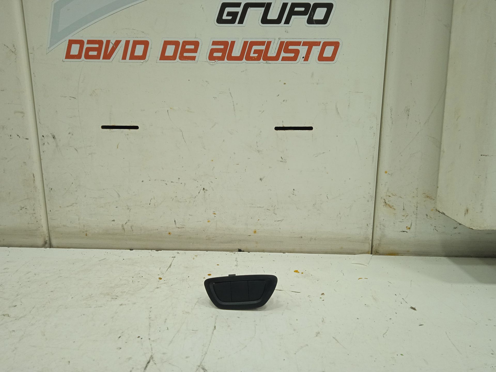 Interruptor seat ibiza (6l1) 