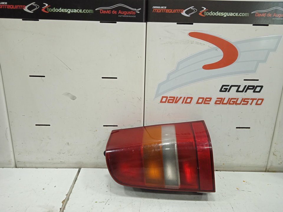 Piloto trasero derecho 108 cdi     (638.094)