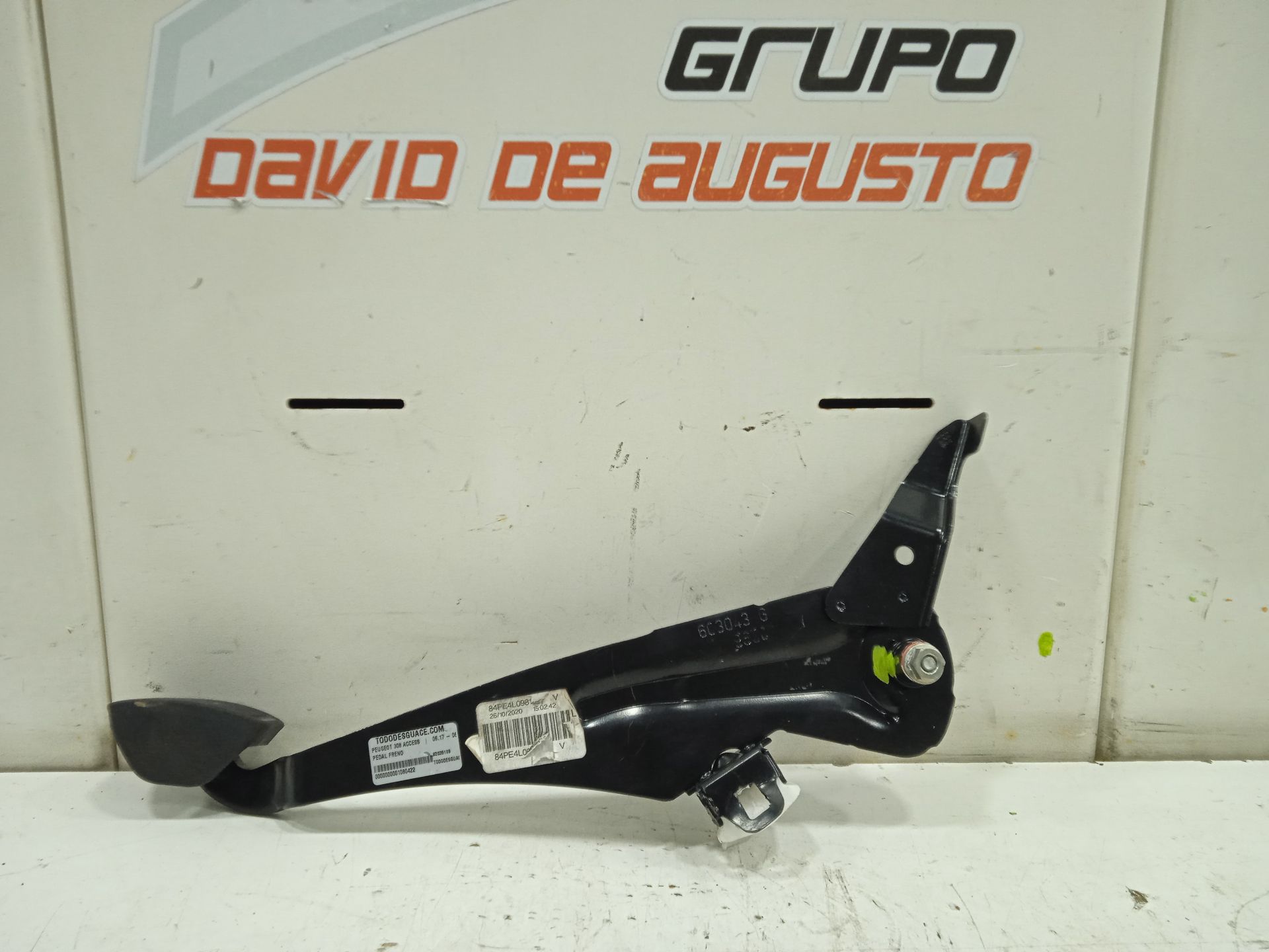 Pedal freno   no identificado