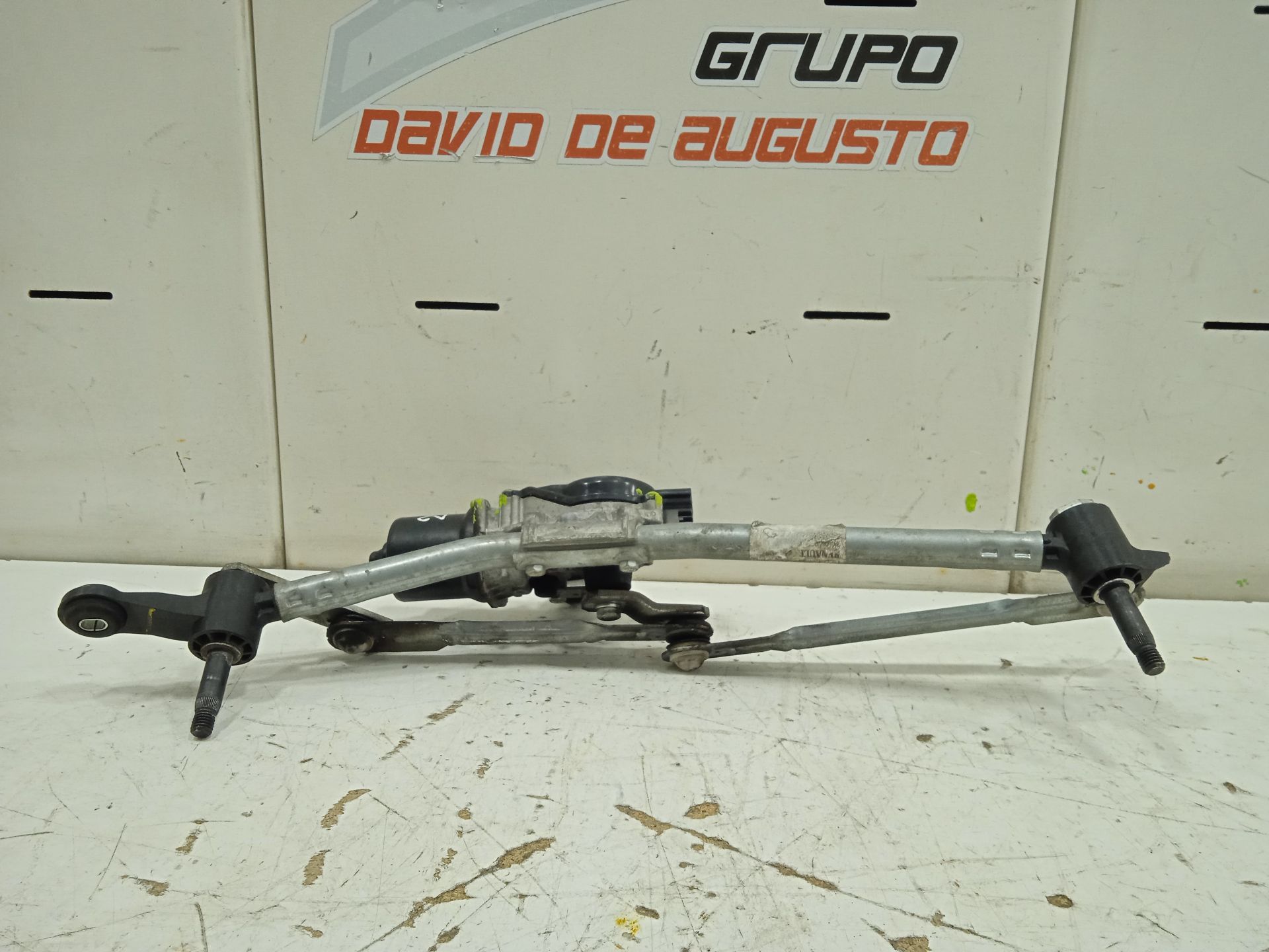 Motor limpia delantero dacia lodgy comfort