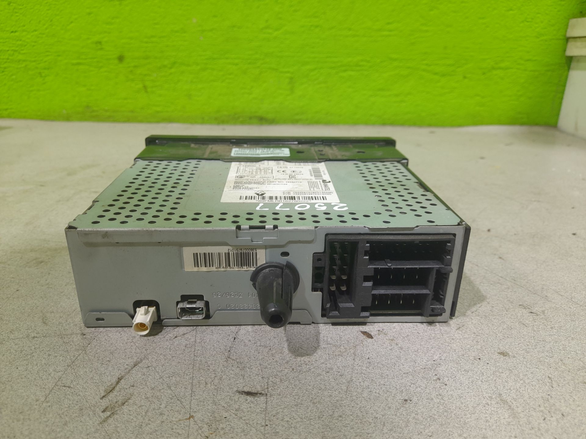 Sistema audio / radio cd   no identificado