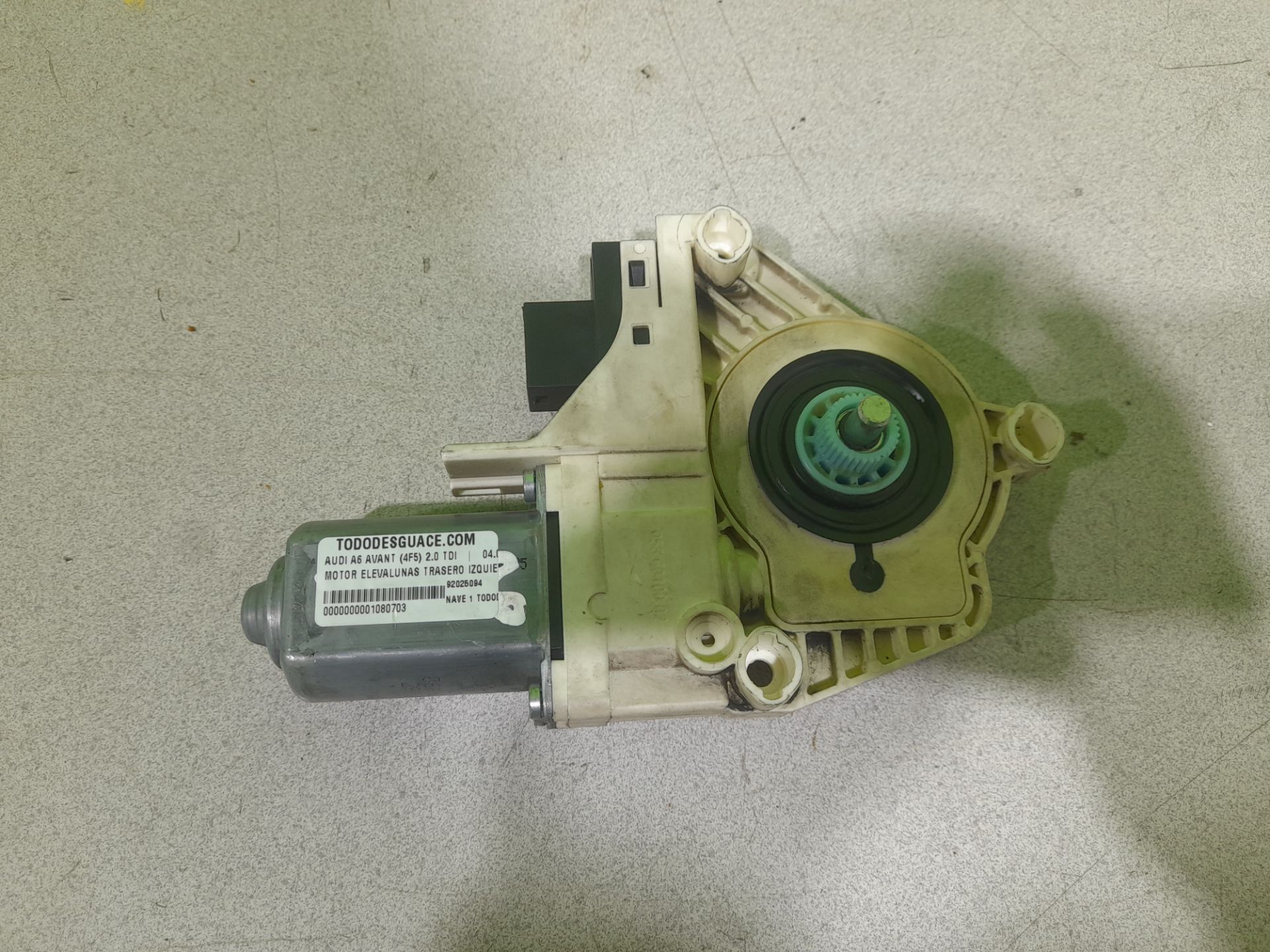Motor elevalunas trasero izquierdo audi a6 avant (4f5) 2.0 tdi